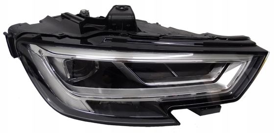 8V0941774C المصباح الأمامي لـ AUDI A3 (8V1 ، 8VK)