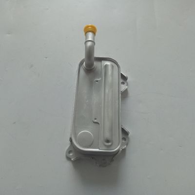 157100R011 أجزاء المحرك تبريد زيت للكسوس